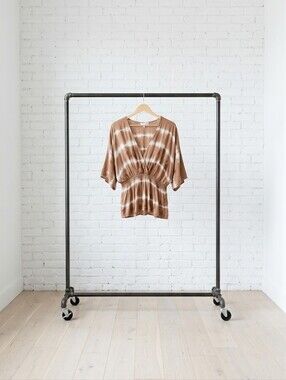 Mustard SEED size SMALL Brown Tie-Dye V-Neck Peplum Top